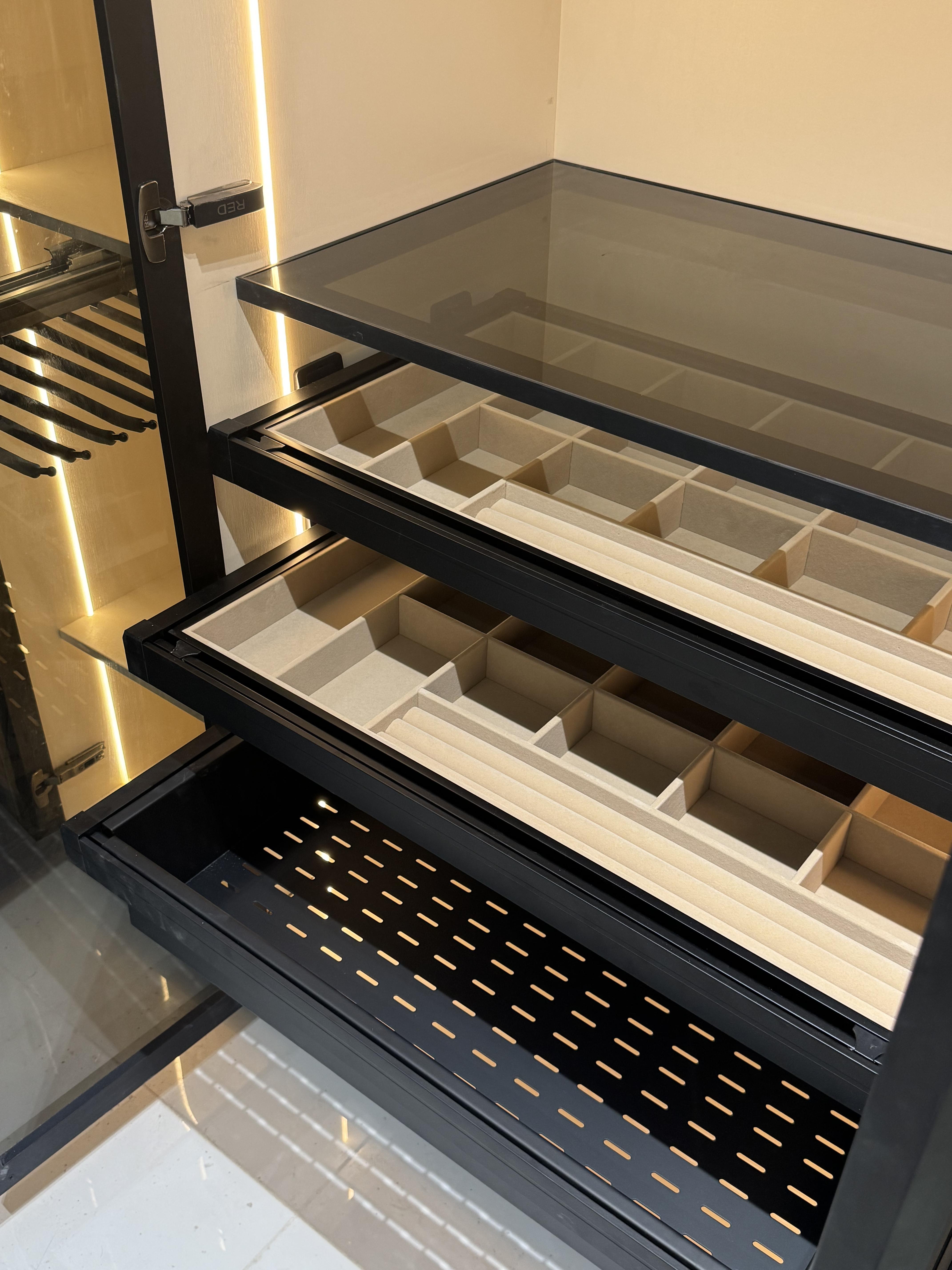Mahdavi's house — 11